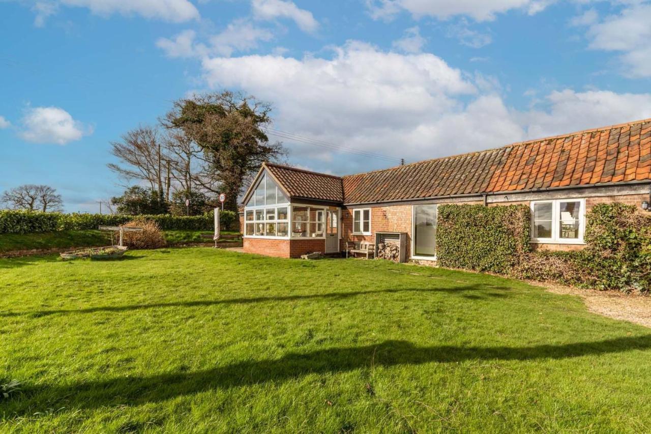 Woodfalls Barn Burgh and Tuttington Exterior foto