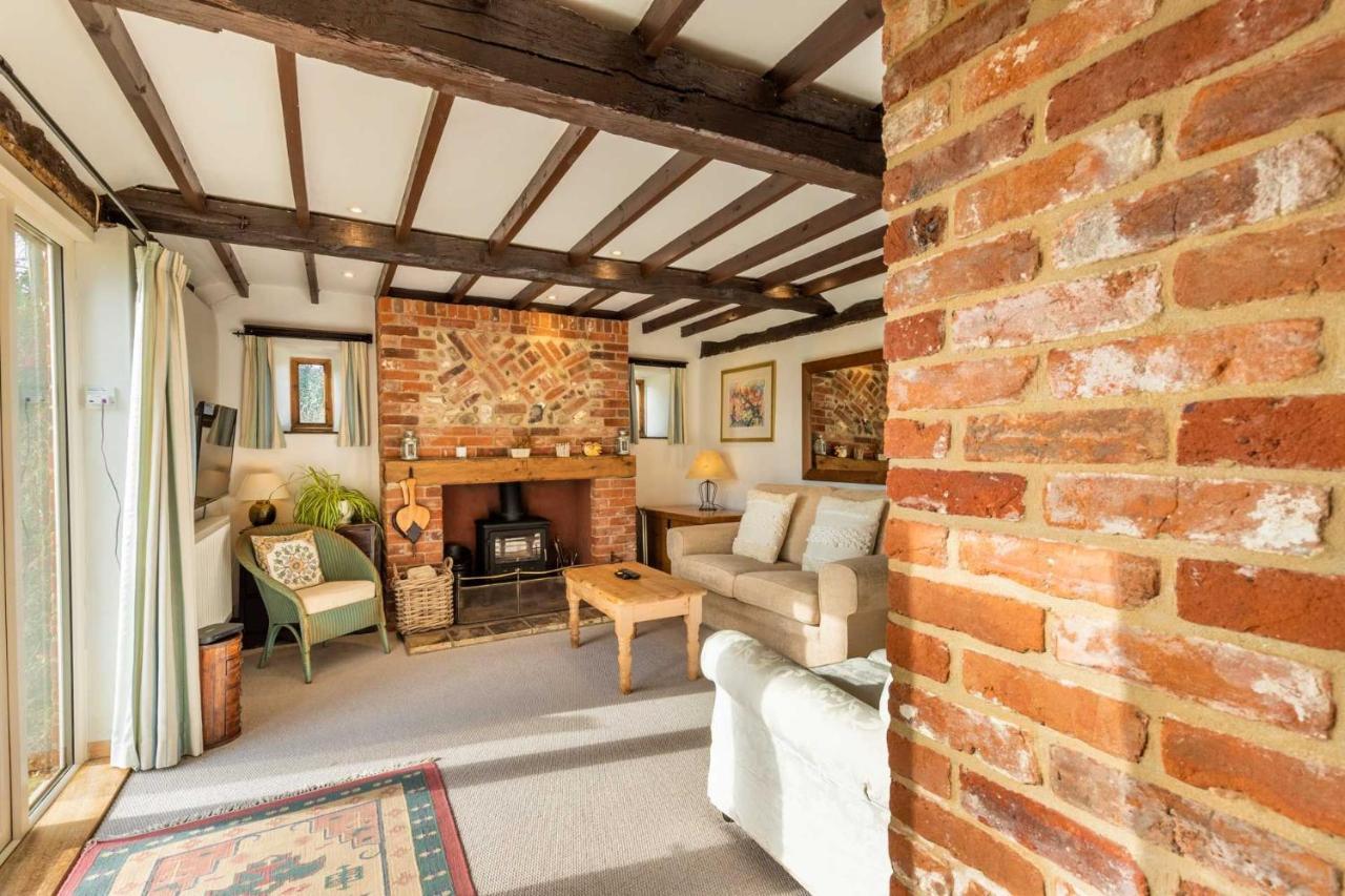 Woodfalls Barn Burgh and Tuttington Exterior foto
